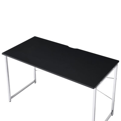 Bureau rectangulaire avec structure en métal