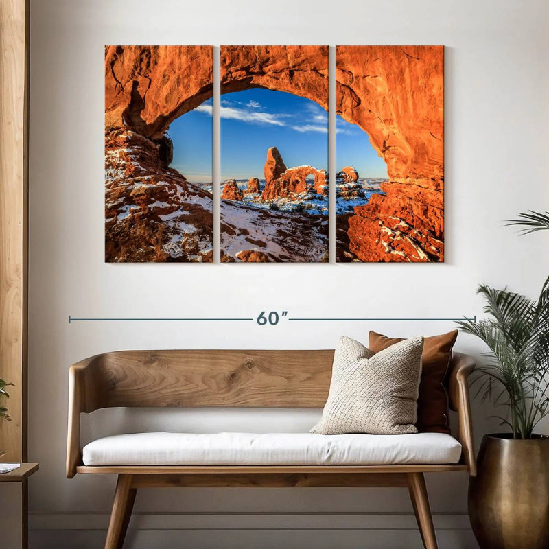Nicci Arches Through An Arch, 32" H x 50" W