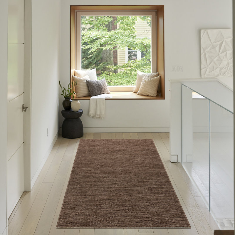 Ingris 2' x 3' Mocha Modern Rug, 2' x 3'