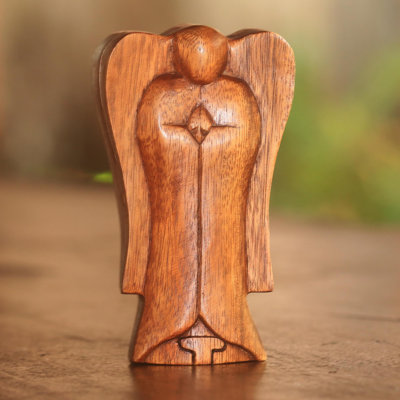 Sculpture en bois faite à la main