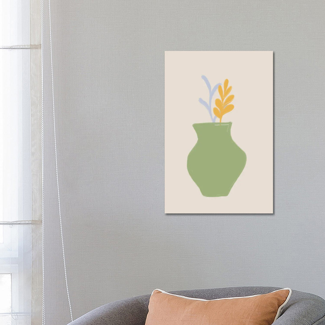 Grüne Scandi Vase von Grace Digital Art Co - Galerie-verpackte Leinwand Giclée auf Leinwand