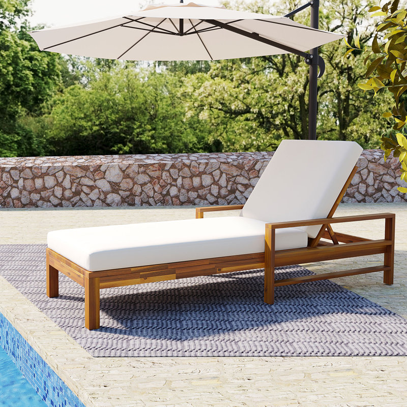 Chaise longue d'extérieur à dossier réglable en bois d'acacia