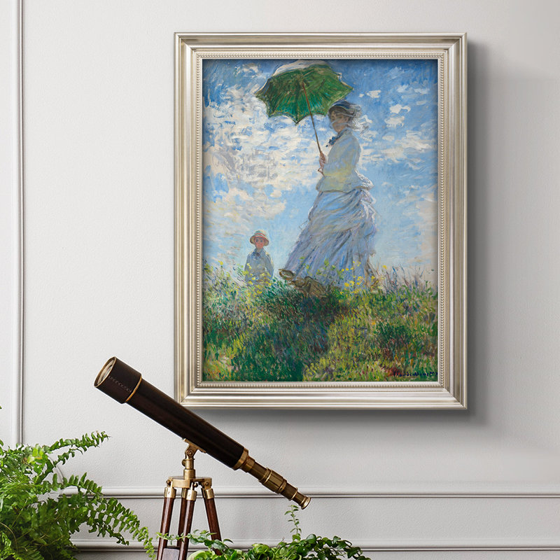 «Woman with a Parasol», toile encadrée de qualité supérieure - prête à être accrochée, H 20 po x l 16 po x P 2,5 po