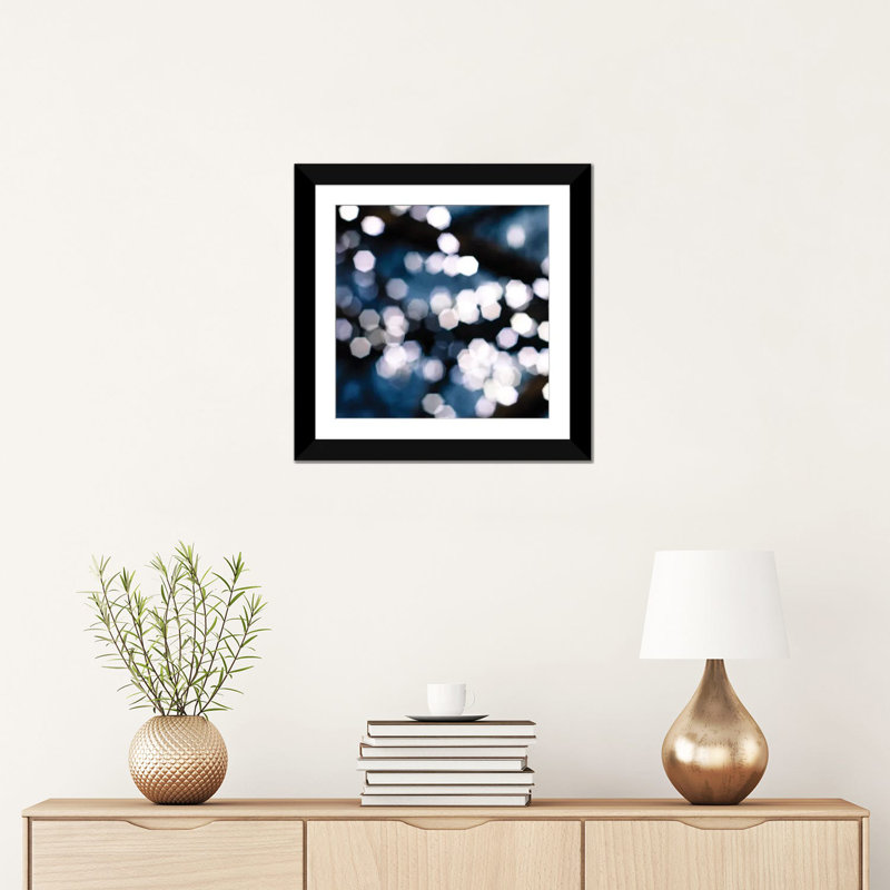 « bokeh blue ii », impression sur toile, H 16 po x l 16 po x P 1 po, Papier d'art encadré noir, Blanc