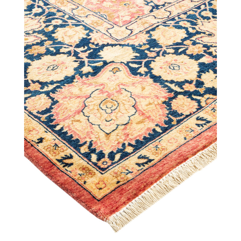 Classic One-of-a-Kind 6' 0" X 9' 1" Hand Knotted Area Rug