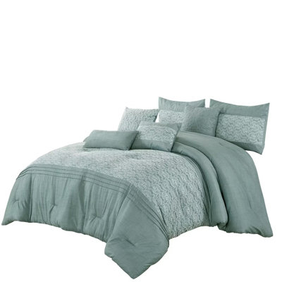 Brenda Garden Microfiber / Polyester Geometric Shapes Comforter