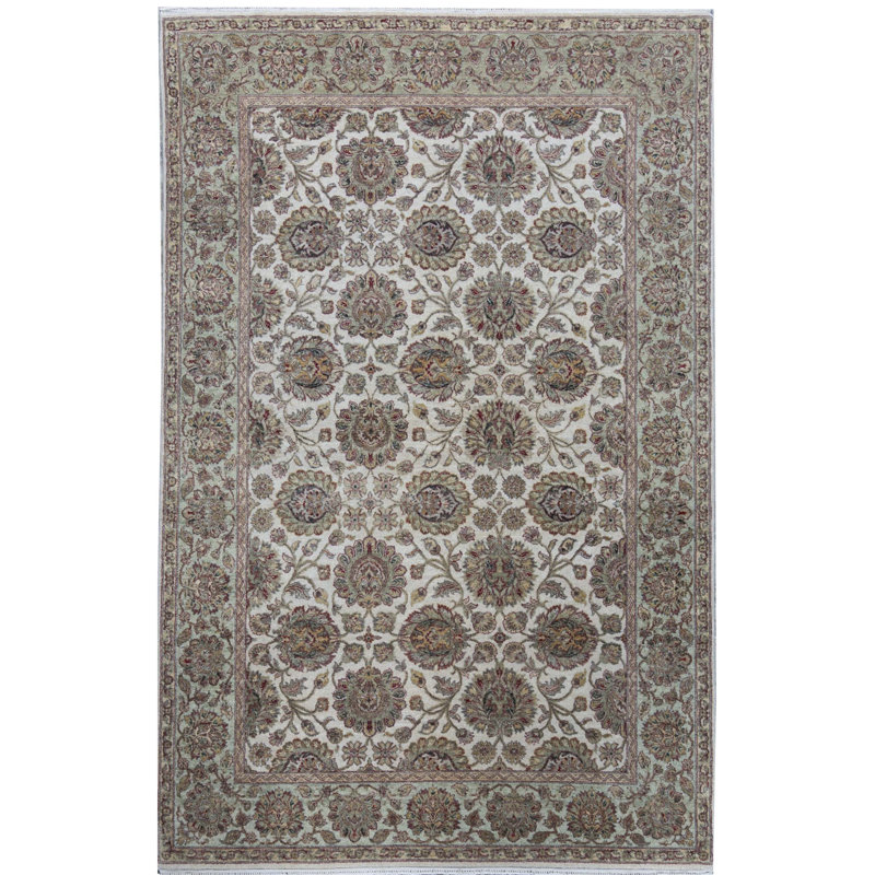 Tapis ivoire noué à la main de haute qualité