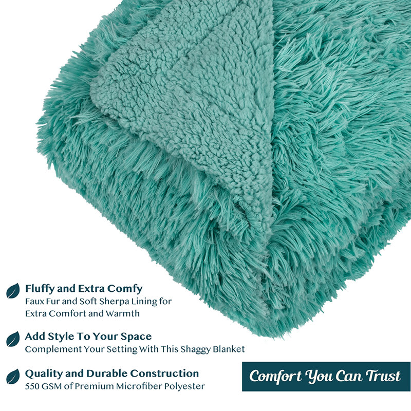 Pavilia Throw Blanket