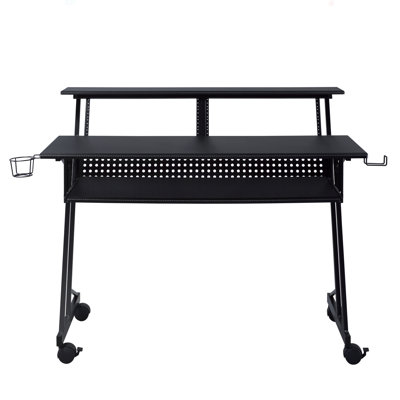 Bureau de studio de musique avec base en métal