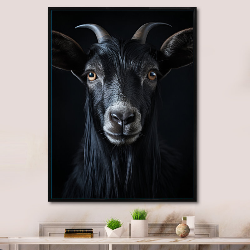 Portrait de chèvre Lakenzie en noir et blanc sur toile, H 44 po x l 34 po x P 1,5 po, Cadre flottant noir