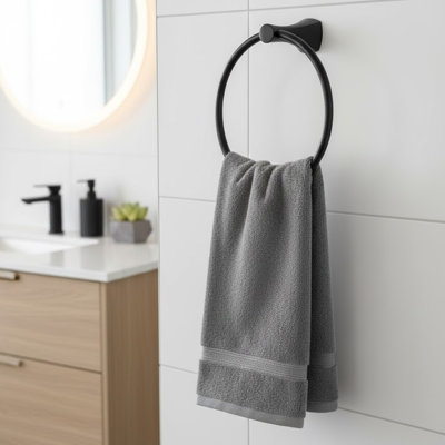 Dakota Skye Transitional Towel Ring