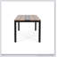 Table de salle à manger Lindsey avec plateau en bois d'acacia durable et structure thermolaquée industrielle, parfaite pour les espaces de salle à manger modernes et élégants