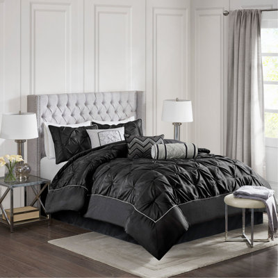 Superbe ensemble d'édredon capitonné 7 pièces en noir, grand lit, hypoallergénique et lavable à la machine pour les chambres élégantes