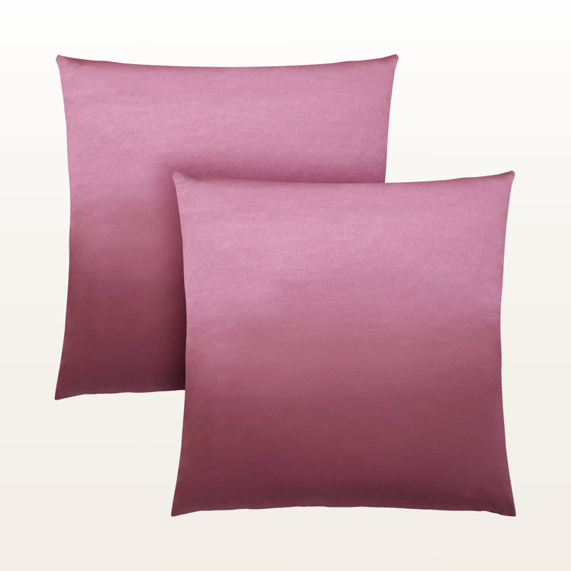 Coussin décoratif carré en tissu satiné rose Alira