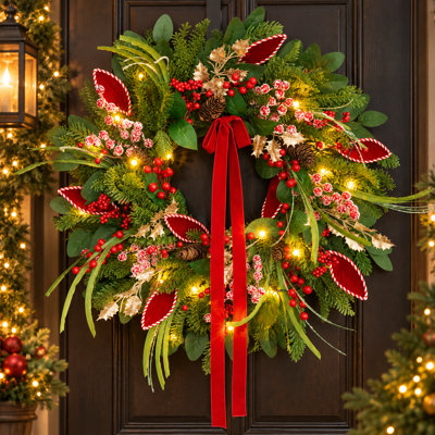Couronne de Noël 24 po pour la porte d'entrée, couronne de baies rouges et pommes de pin avec 30 lumières DEL pour l'intérieur et l'extérieur couvert