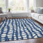 Tapis bleu marine en polyester tissé à la machine Lamanna-95452633