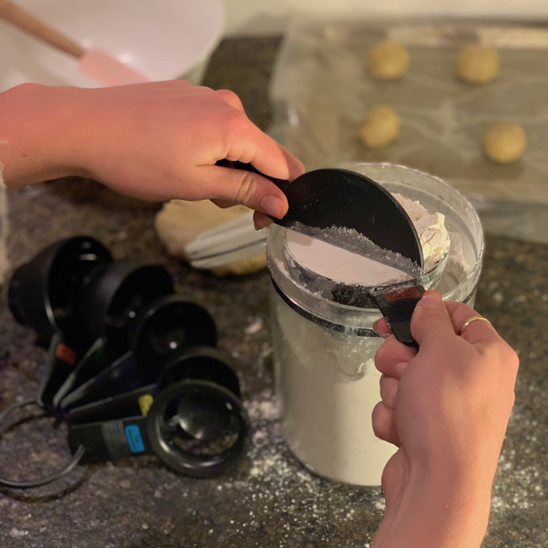 Tasses à mesurer, séparateur d'œufs BL