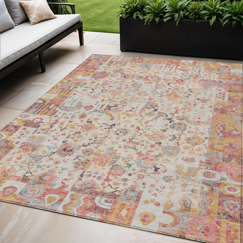 Tapis intérieur lavable patchwork rose et ivoire 5 pi x 8 pi
