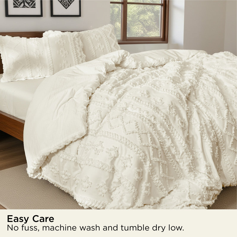Bedsure Tufted Boho King Comforter Set – 3-Piece Ivory Shabby Bedding，Farmhouse Jacquard Bed Set with Embroidery, All-Season Softness for Cozy Bedrooms & Boho-Chic Gifts