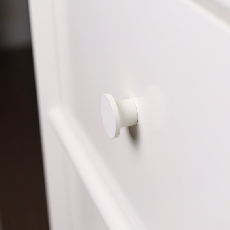 1" Diameter Circle Knob, Snow (White)