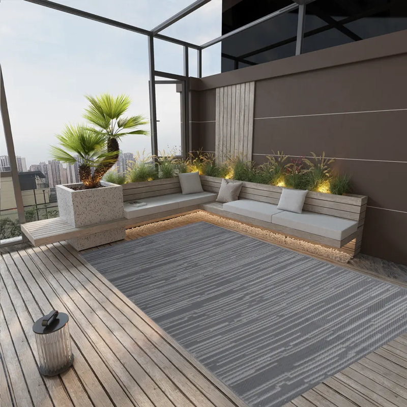 Trosa Floral Indoor / Outdoor Area Rug, Rectangle 140 x 200 cm