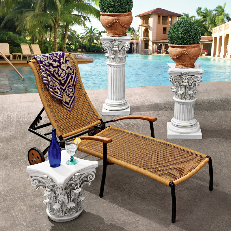 Corinthian Pillars Pedestal