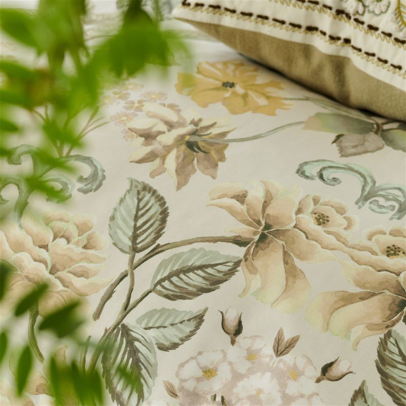 Eleonora Cameo Duvet Cover, Queen Duvet Cover