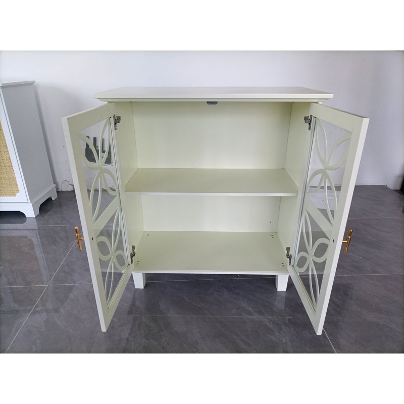 Buffet avec tablettes réglables