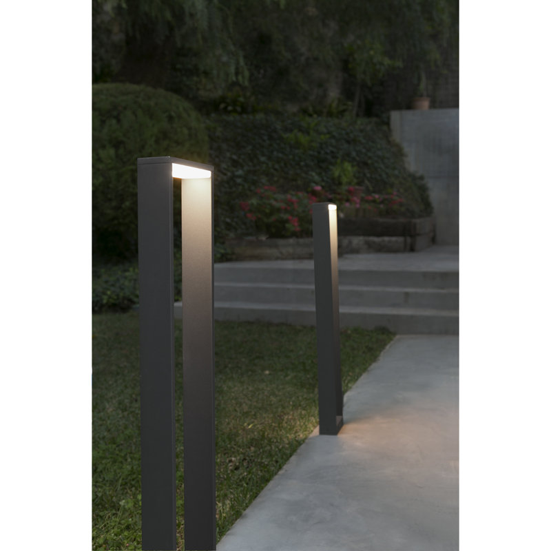 Metal, 80cm H x 15cm W x 6cm D