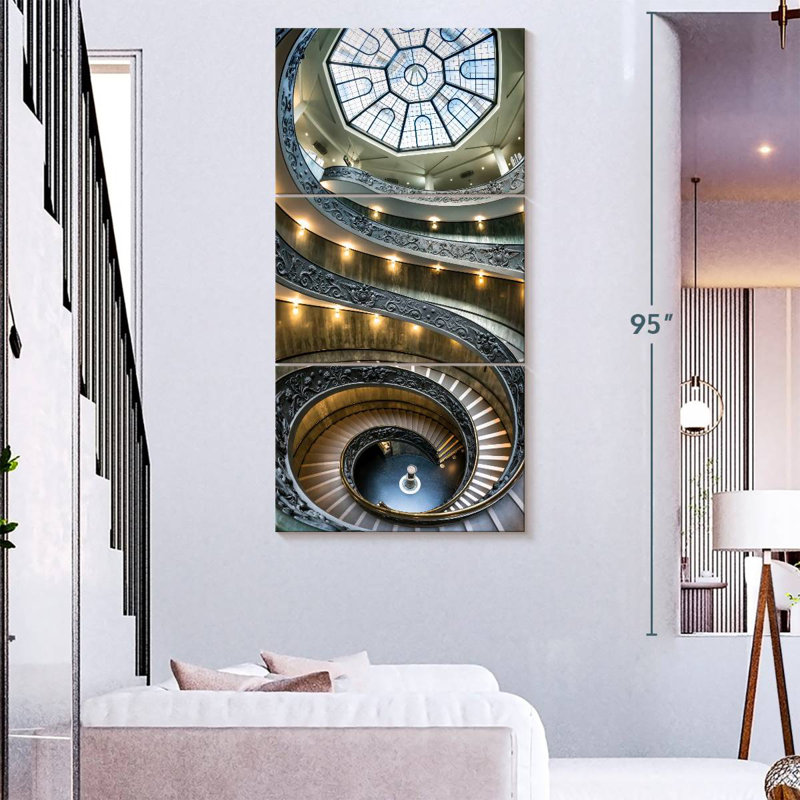 Momo, escalier en colimaçon au vatican Rome I, H 32 po x l 15 po