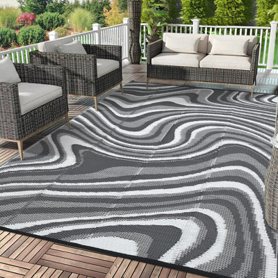 Modern Abstract Plastic Outdoor Rug for Picnic Backyard Deck Balcony