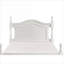 Lit plateforme simple en bois massif avec lit à baldaquin de style traditionnel et finition blanc doux pour un décor de chambre classique