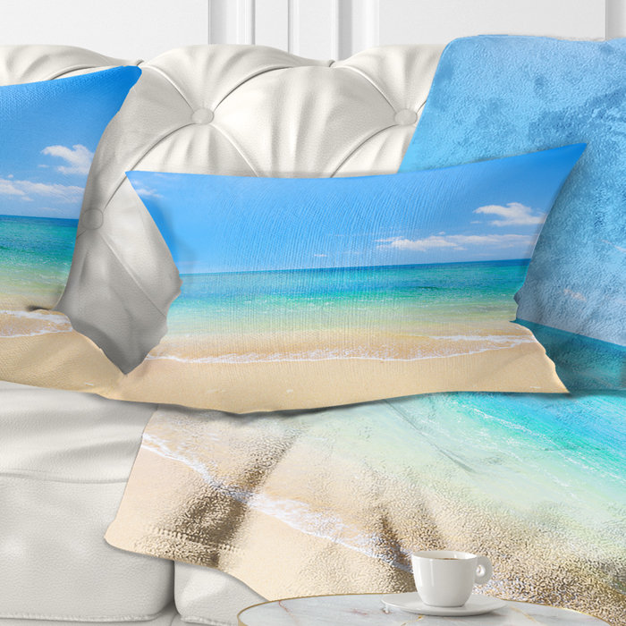 Coussin Blue Waters Under Blue Sky - Sea & Shore, 12 po x 20 po, Coussin lombaire