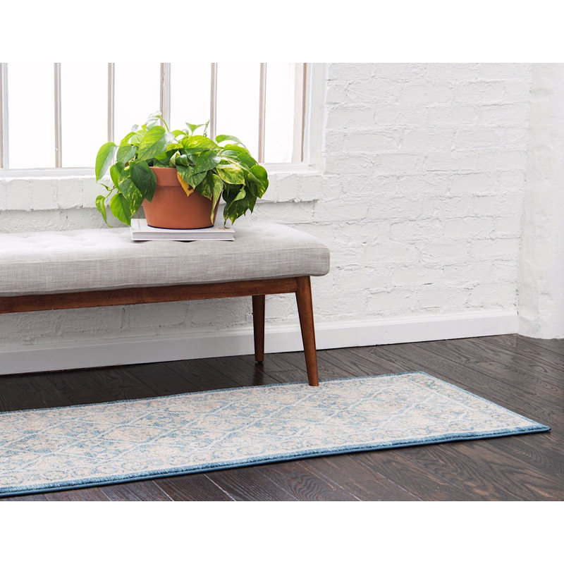 Linz Oriental Indoor Rug, Runner 2'7" x 10'
