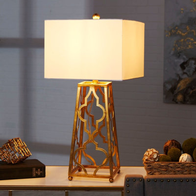 Lampe de table en métal Jasire