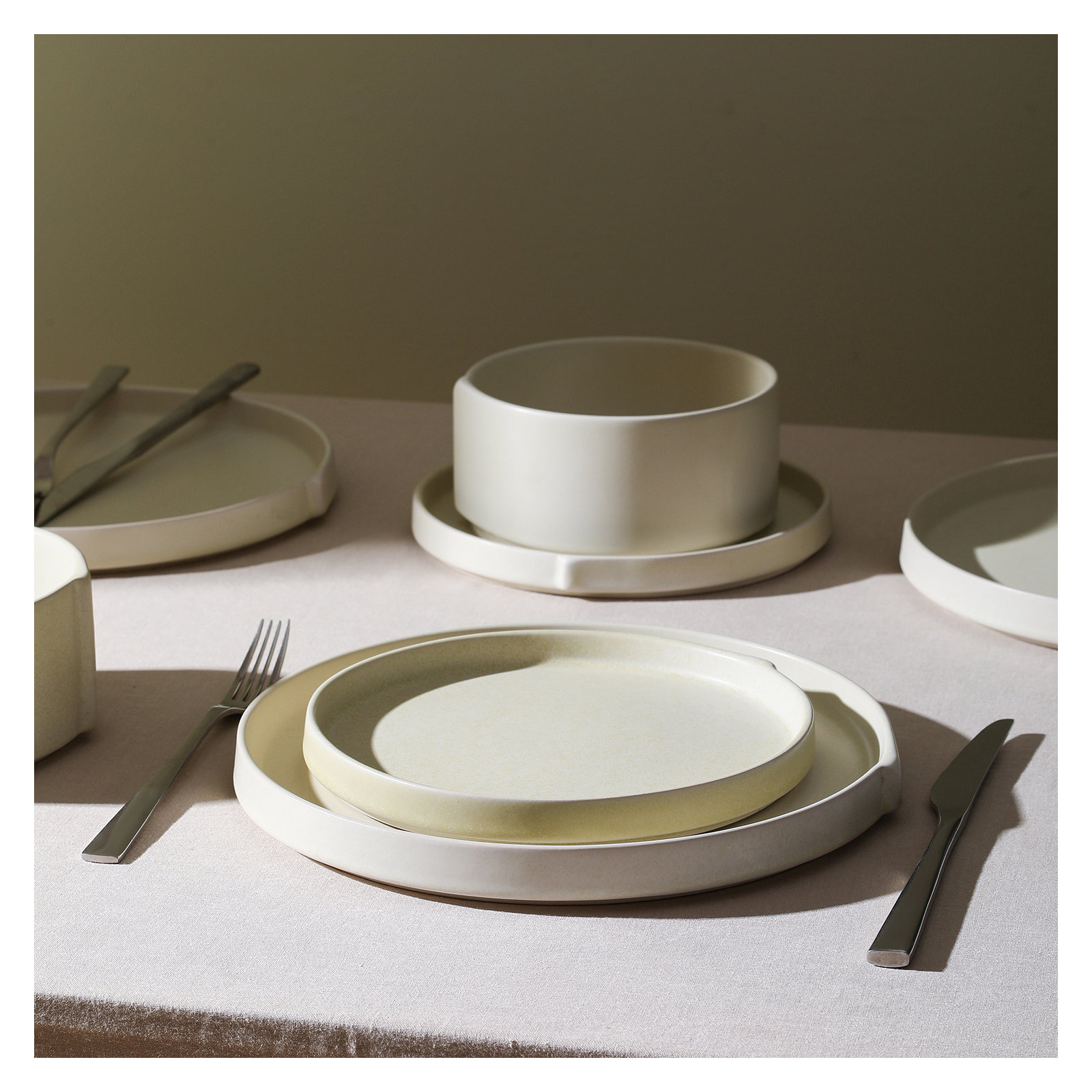 Stone Lain Bao 24-Piece Dinnerware Set Stoneware, Beige