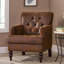 Élégant fauteuil club en microfibre brune avec piqûre en losange, garniture cloutée et pieds en bois de bouleau massif-289864352