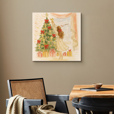 Fille décorant un arbre de Noël avec des cadeaux et une lumière des Fêtes chaleureuse, impression sur toile encadrée