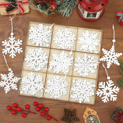 36 PCS ornements de flocons de neige flocon de neige de Noël ornement en bois flocons de neige d'hiver décorations suspendues pour arbre de Noël flocons de neige en bois découpé artisanat avec corde pour arbre de Noël Home Decor