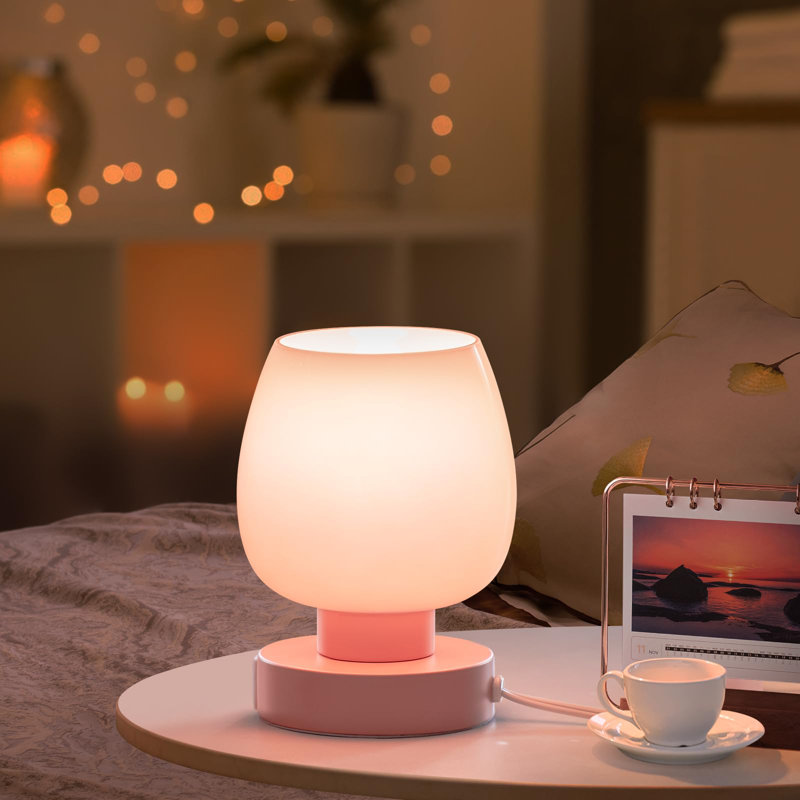 Lampe de table en métal Kery, Rose
