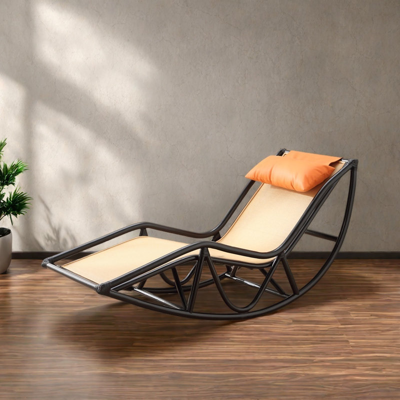 Chaise berçante confortable en rotin, Noir