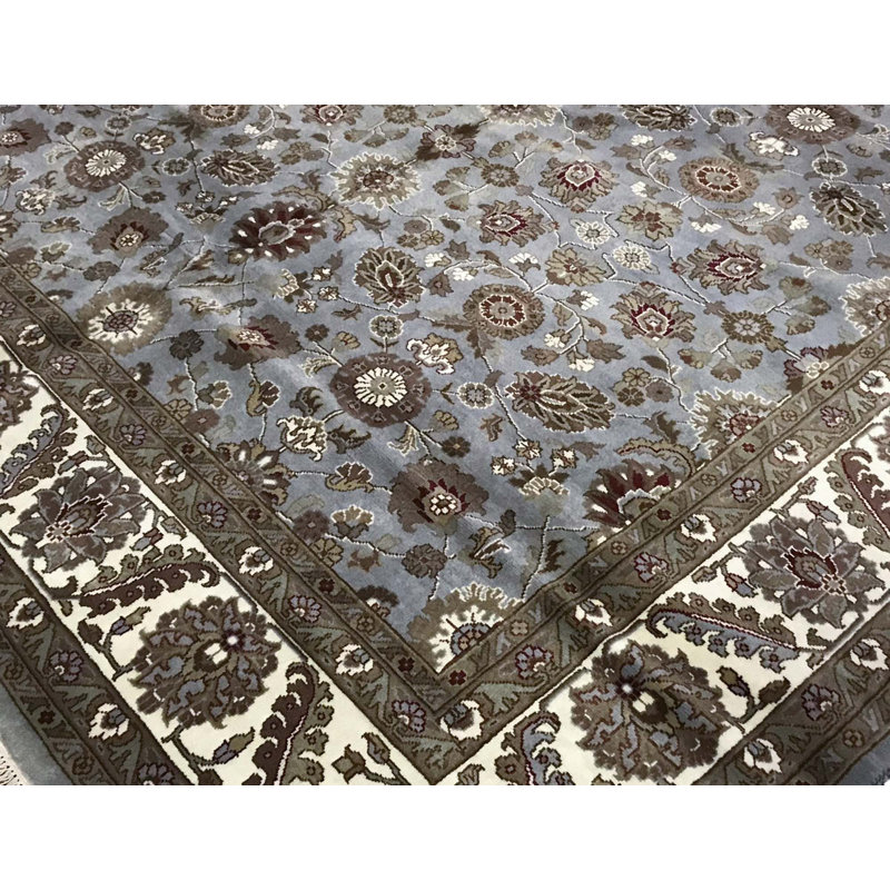 Wool Oriental Area Rug in Blue/Ivory/Dark Moss