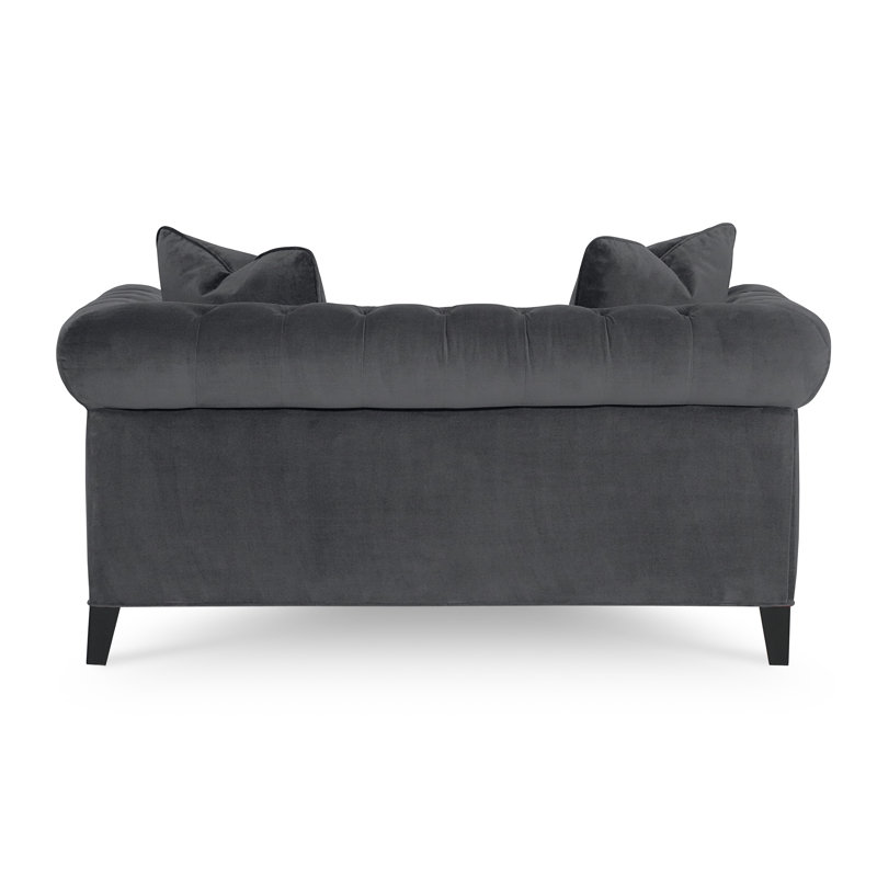 Causeuse Chesterfield à accoudoirs roulés de 66 po Caspar, Thrillist Denim Sustain®