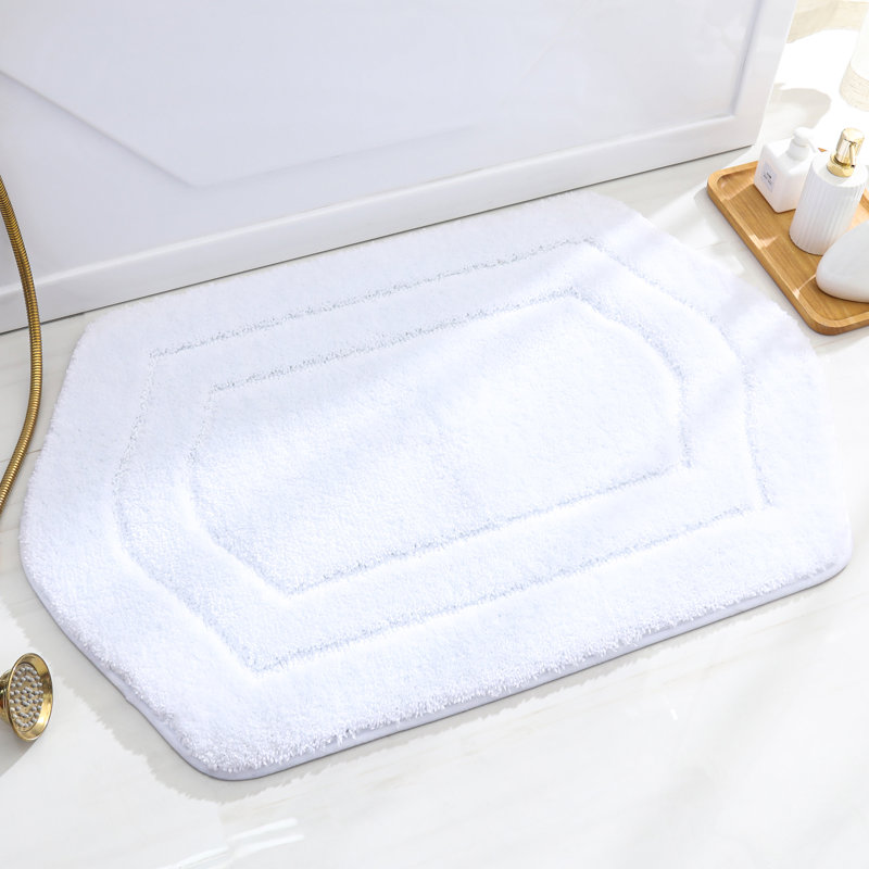 Tapis pour salle de bain Shilynn, Blanc, L 24 po x L 36 po