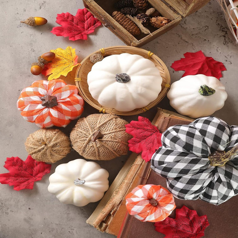 Ensemble de 16 citrouilles artificielles d'automne - décorations assorties de récolte de fausse mousse