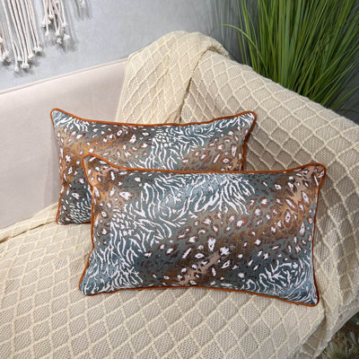 Jacquard Pattern Animal Print Pillow Cover