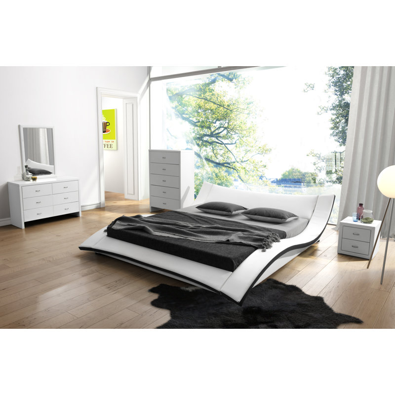 Harvard Upholstered Sleigh Bed, Queen