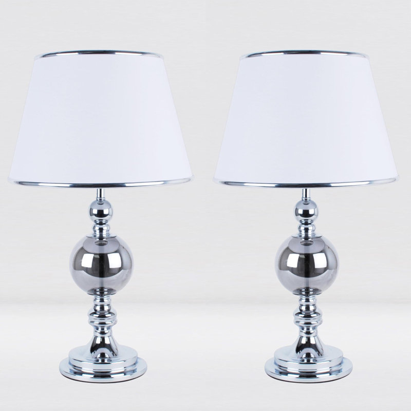 Kanli Metal Table Lamp, White