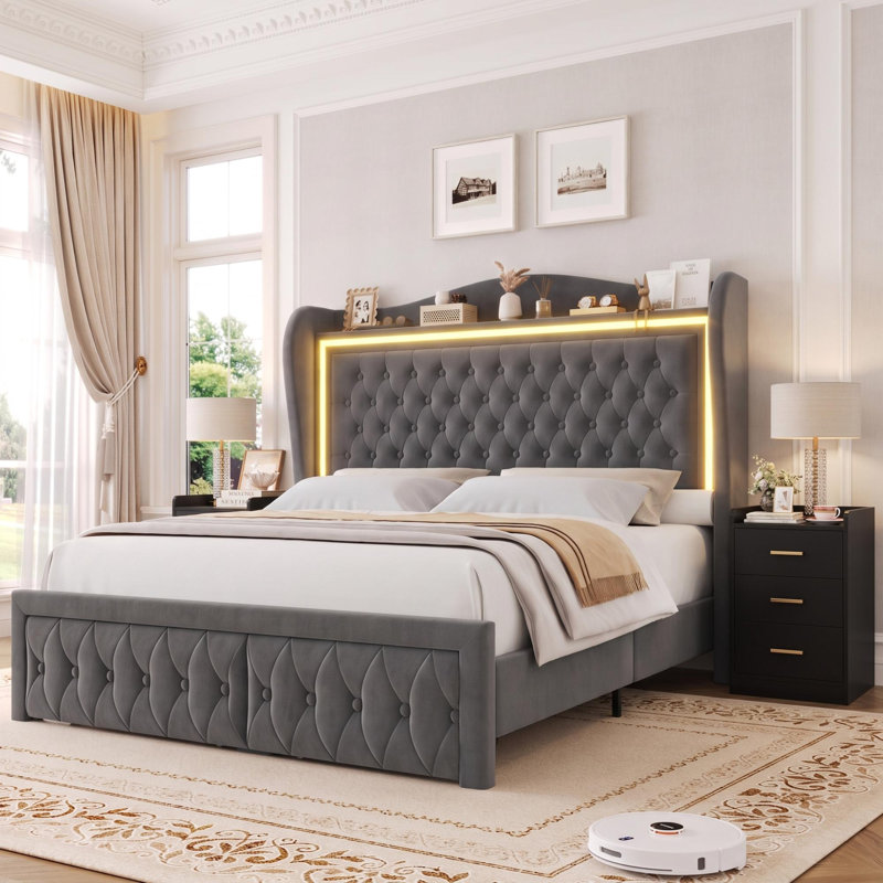 Ensemble de chambre à coucher 3 pièces, lit tapissier avec 2 tables de chevet avec 3 tiroirs et chargement USB, taille compacte pouvant servir de tables d'appoint