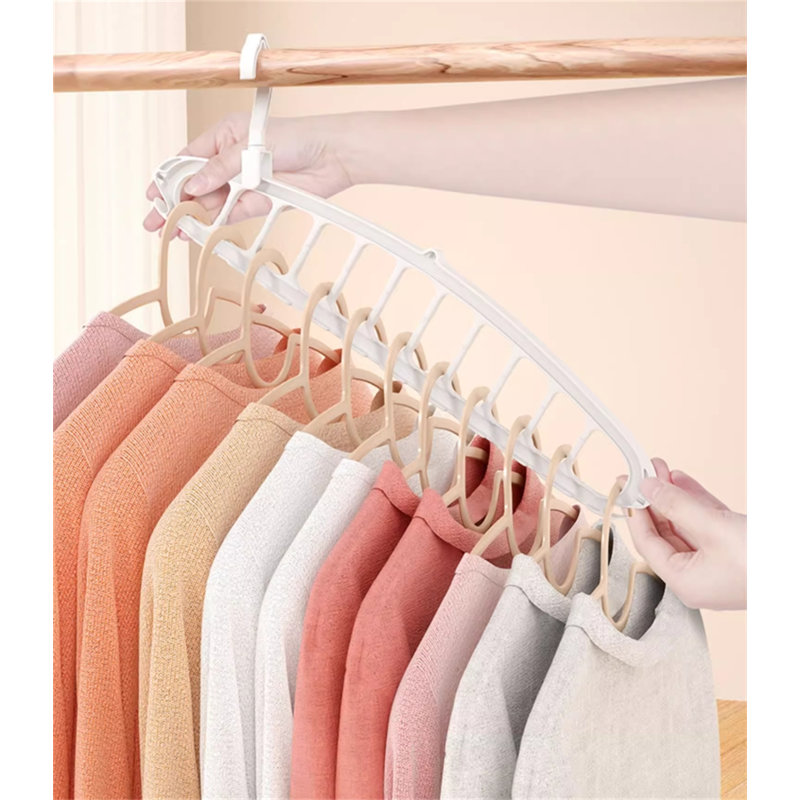 Cintre en plastique antidérapant pour robe / chandail / chandail Nwamah, 3